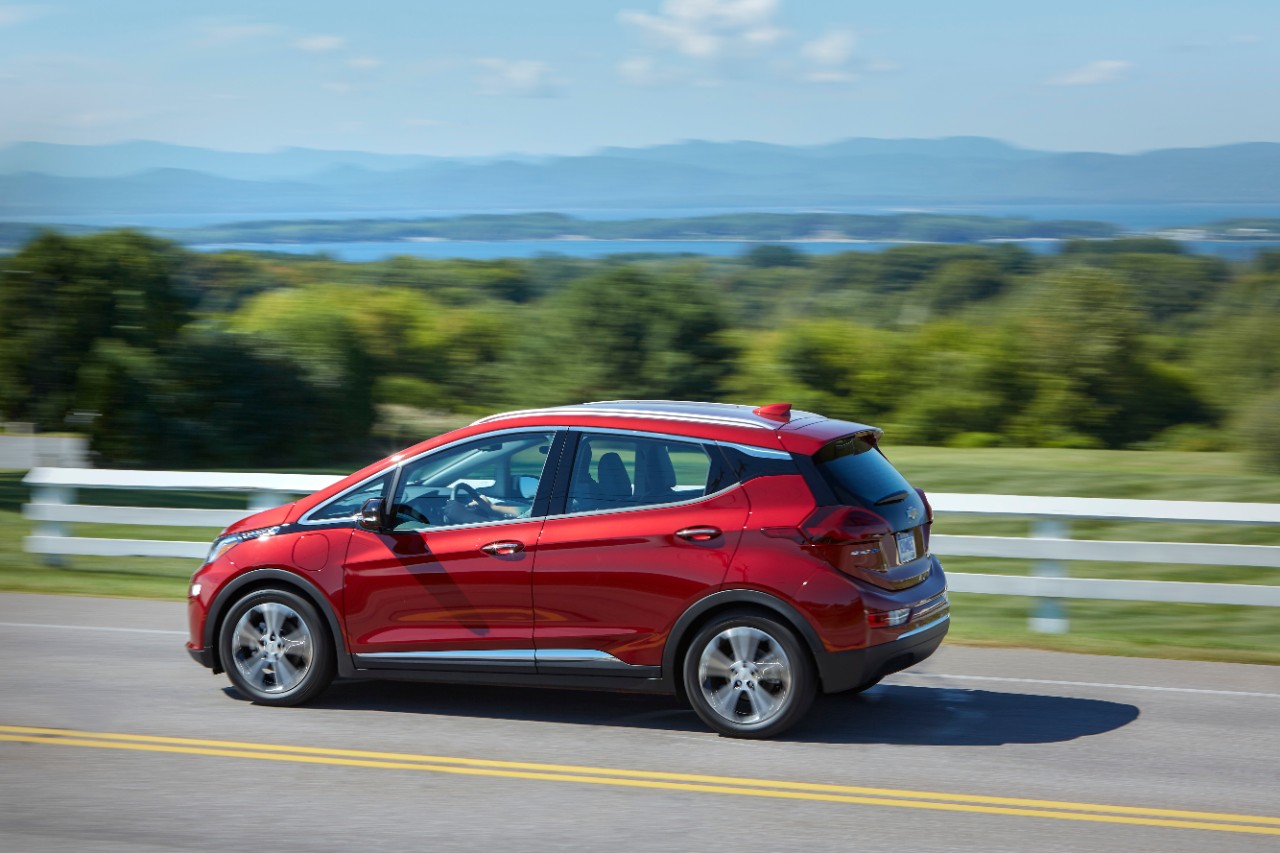 GM ataca e inicia pré-venda do seu 100 % elétrico Bolt EV