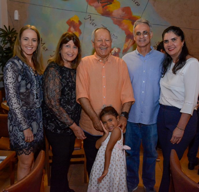 Sabine Martins, Vania E Crica Bezerra De Menezes, Stenio, Natasha E Bela Martins