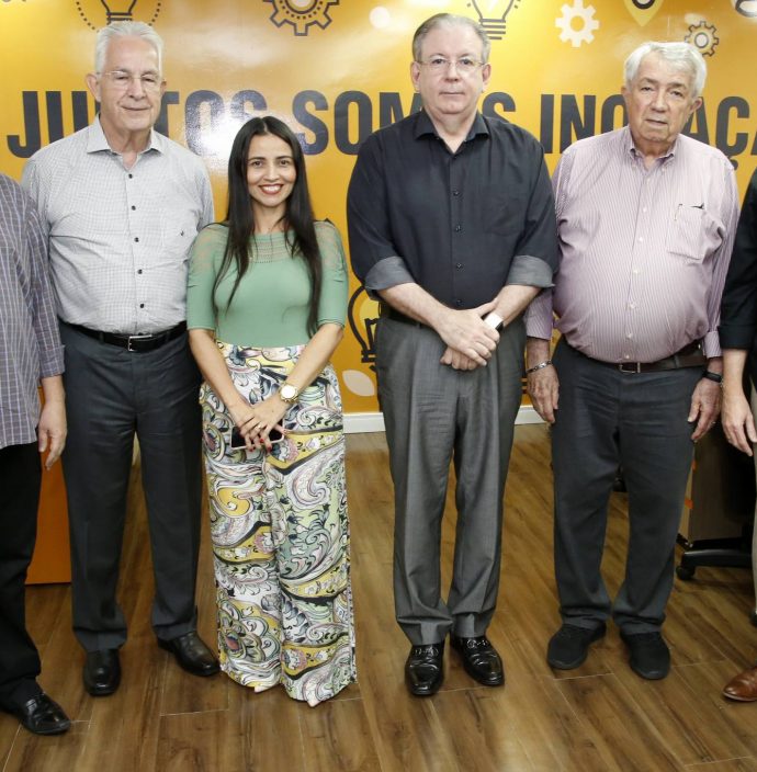 Chico Esteves, Carlos Prado, Dana Nunes, Ricardo Cavalcante, Roberto Macedo E Edgar Gadelha