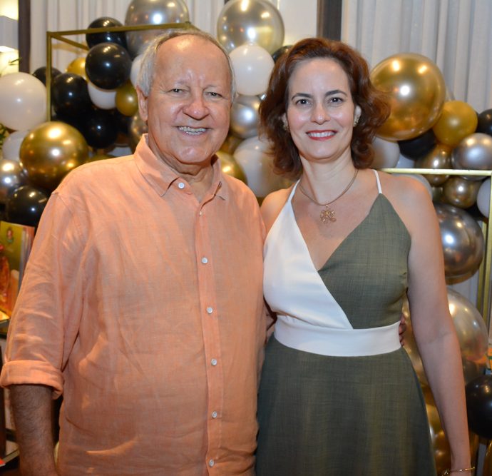 Crica Bezerra De Menezes E Jussara Regas