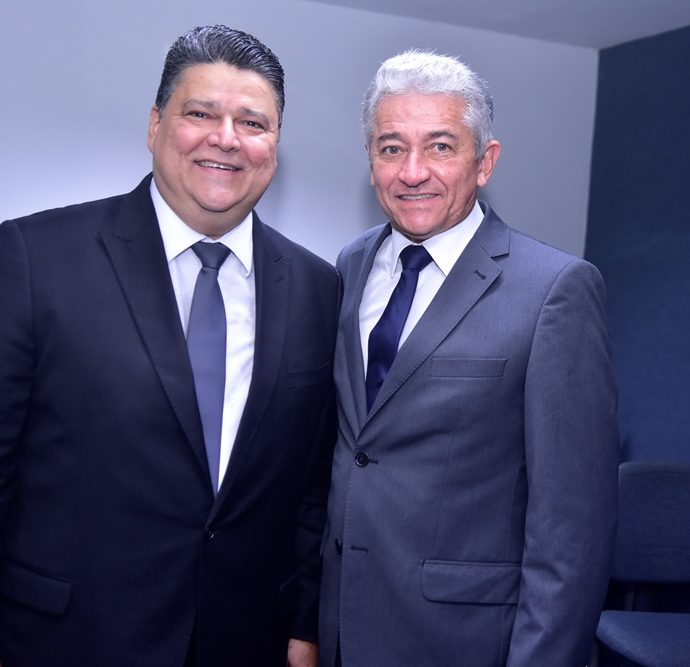 Colombo Cialdini, Everton Fernandes