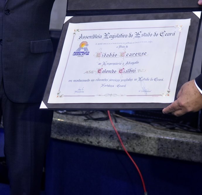 Colombo Cialdini Recebe, Titulo De Cidadão Cearense. 