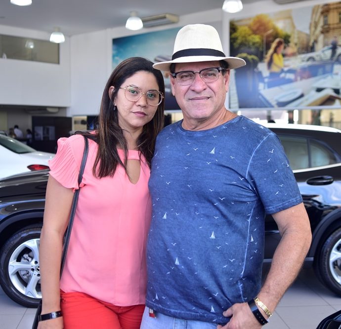 Emanuela Alves E Adisio Carvalho