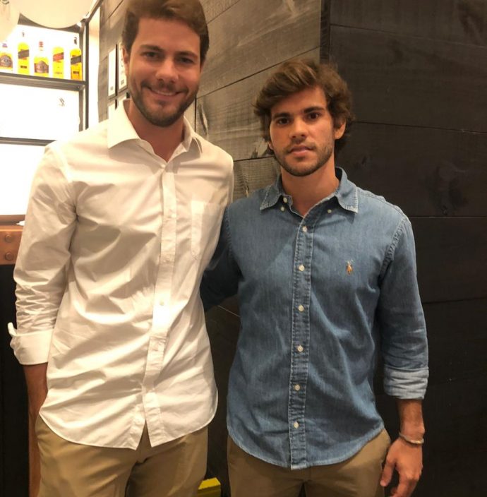 Ernesto Trindade E Vitor Martinez