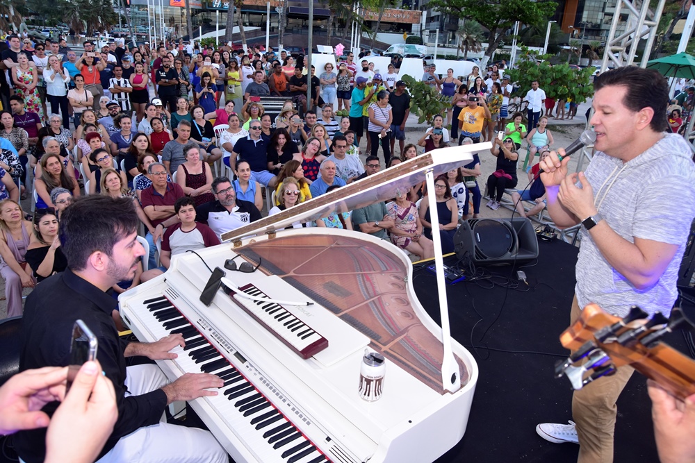 Projeto Por do Sol reúne Felipe Adjafre, Gustavo Serpa, Liduína Lima e Zé da Zefa no Mucuripe