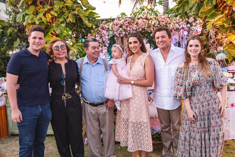 Jardin Encatado - Roberta Ary e Dico Carneiro Neto celebram o primeiro aninho de Maria Eduarda