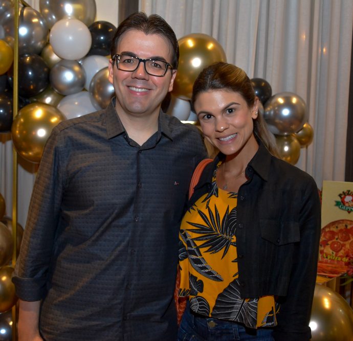 Gustavo Rocha E Mariana Pinto