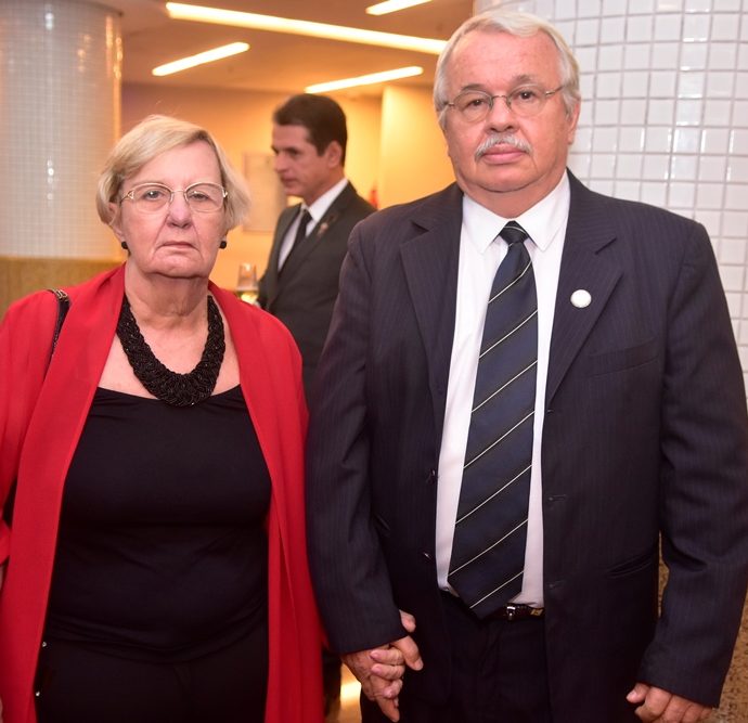 Ialomita E Teodorico José Da Silva