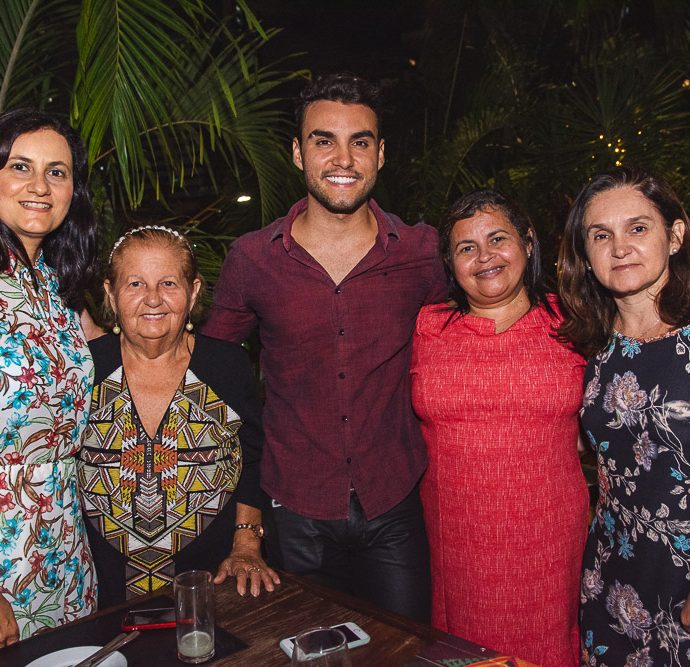 Isnara Castro, Celina Castro, Bruno Calaca, Rosangela Lima E Kenia Calaca