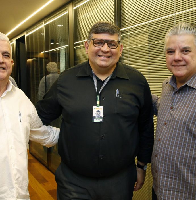 Jose Antunes, Paulo Nobrega E Chico Esteves