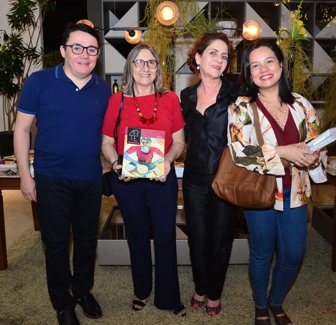 Júnior Gomes, Jacinta Cavalcante, Lilian Quindere E Graciele Siqueira 