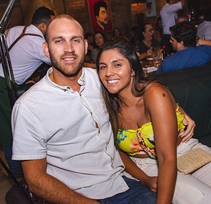 Lucas Diniz E Amanda Falbo