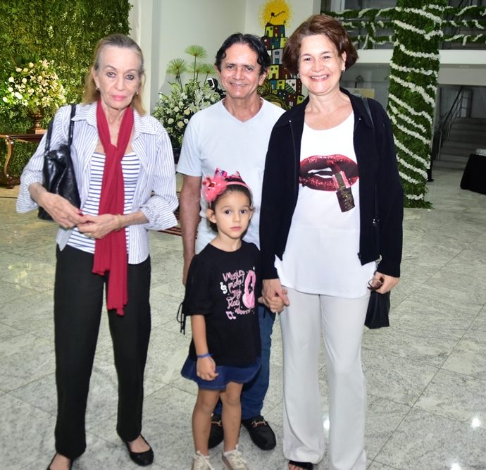 Mirian Markan, Moacir Nascimento, Adriana Markan, Leticia Markan