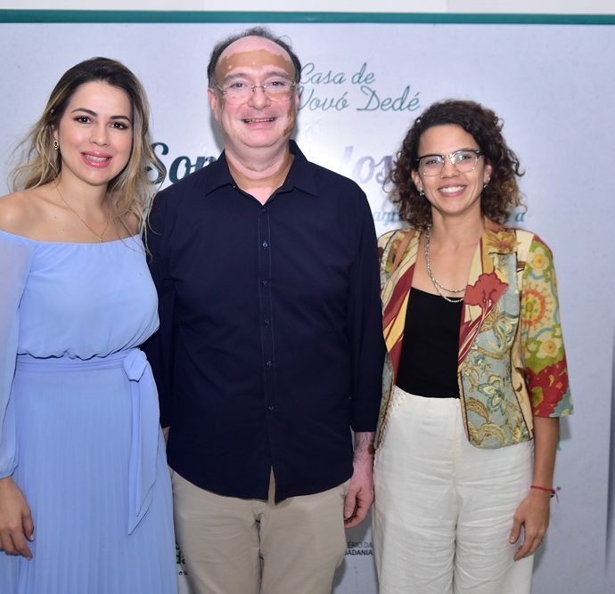 Onélia Leite Santana, Jonab Fernandes, Luisa Cela,