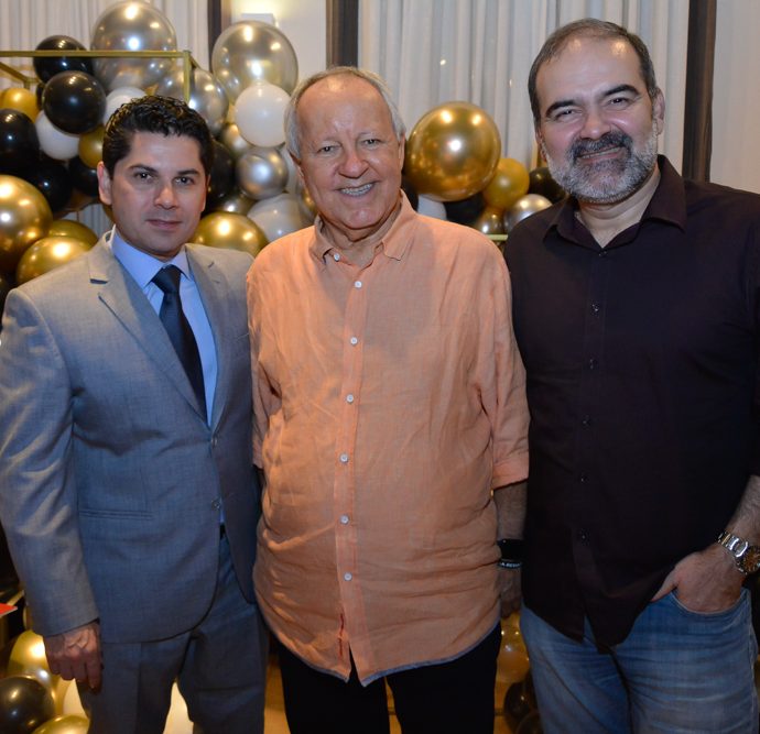 Pompeu Vasconcelos, Crica Bezerra De Menezes E Bosco Couto