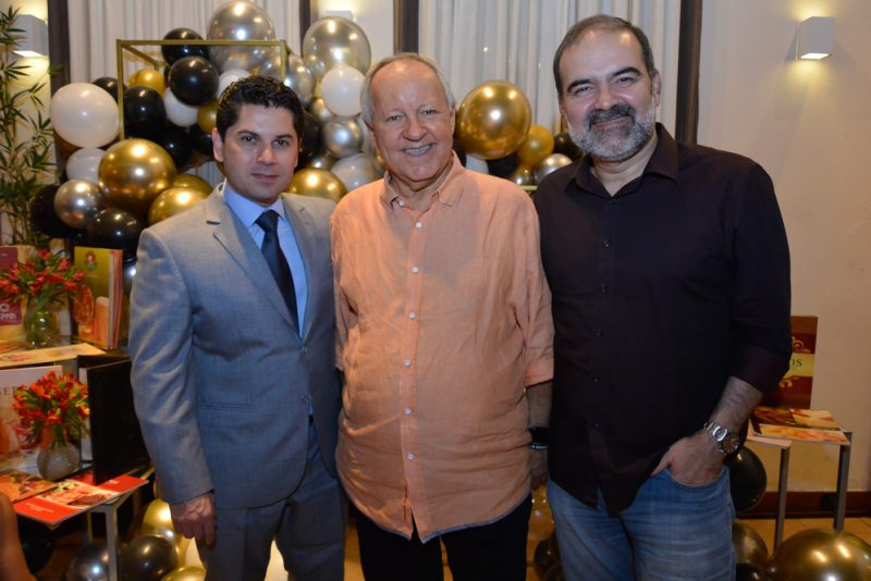 Celebration Time - Crica Bezerra de Menezes pilota a comemoração de 30 anos do Grupo Geppos