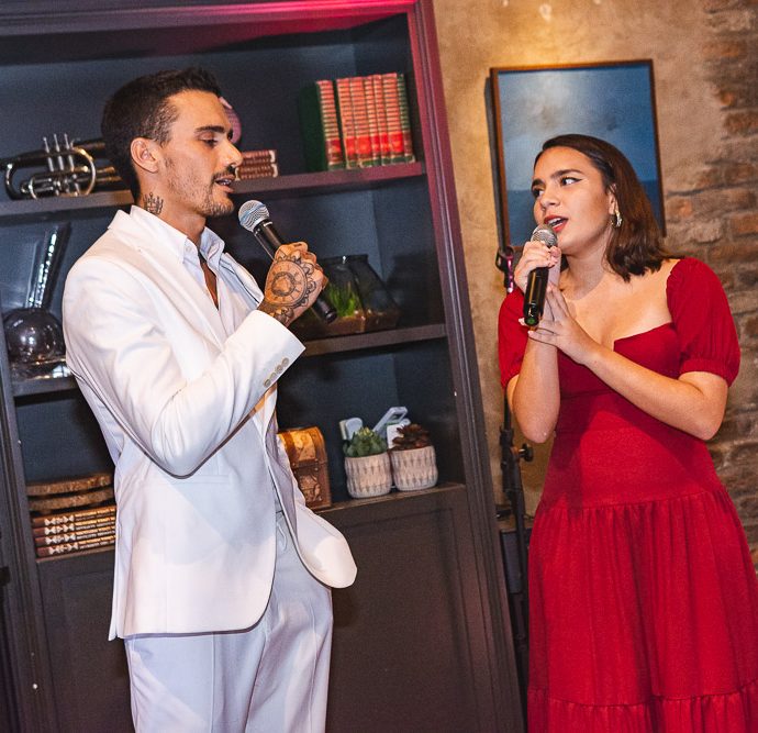 Reno Di Goes E Esther Praxendes 