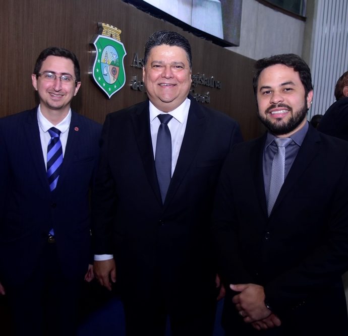 Roberto Victor Ribeiro, Colombo Cialdini, Anderson Palacio