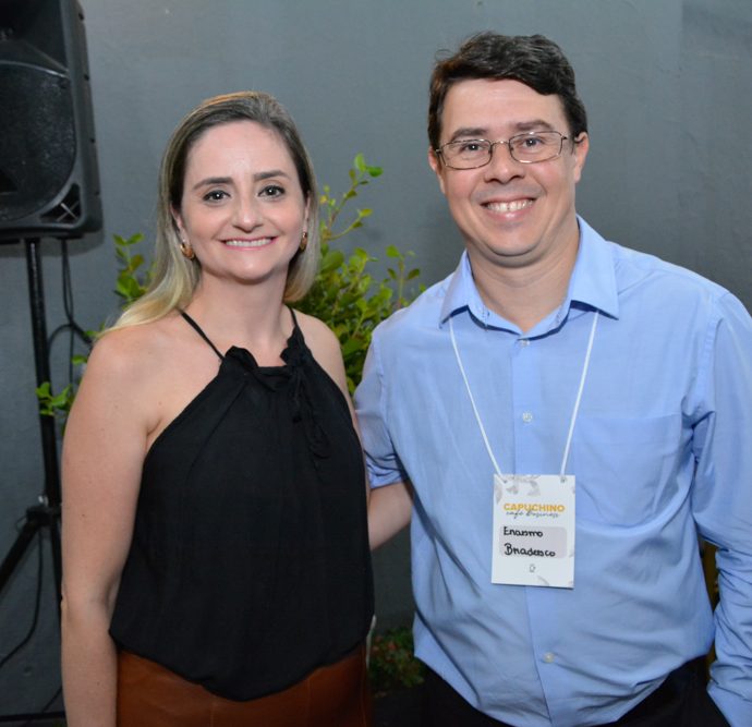 Virginea Rodrigues E Erasmo Junior