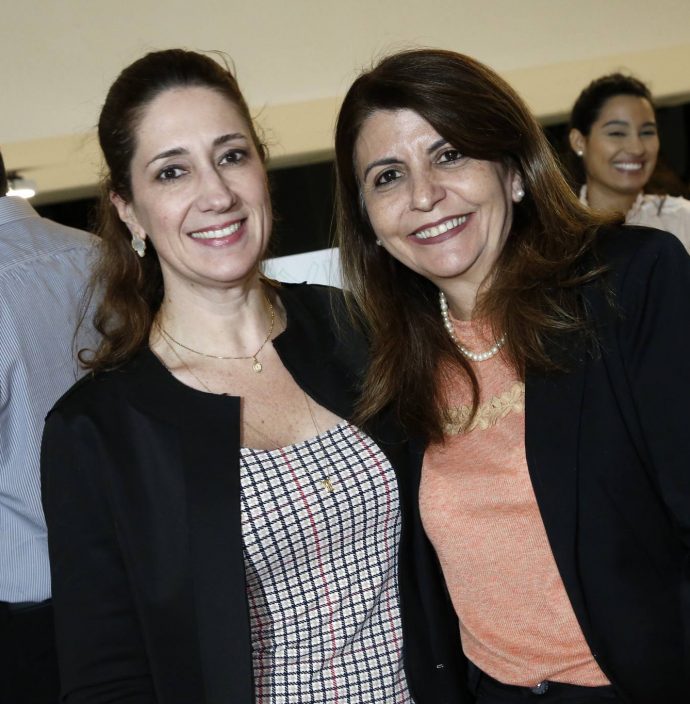Vivian Marshall E Paula Andrade