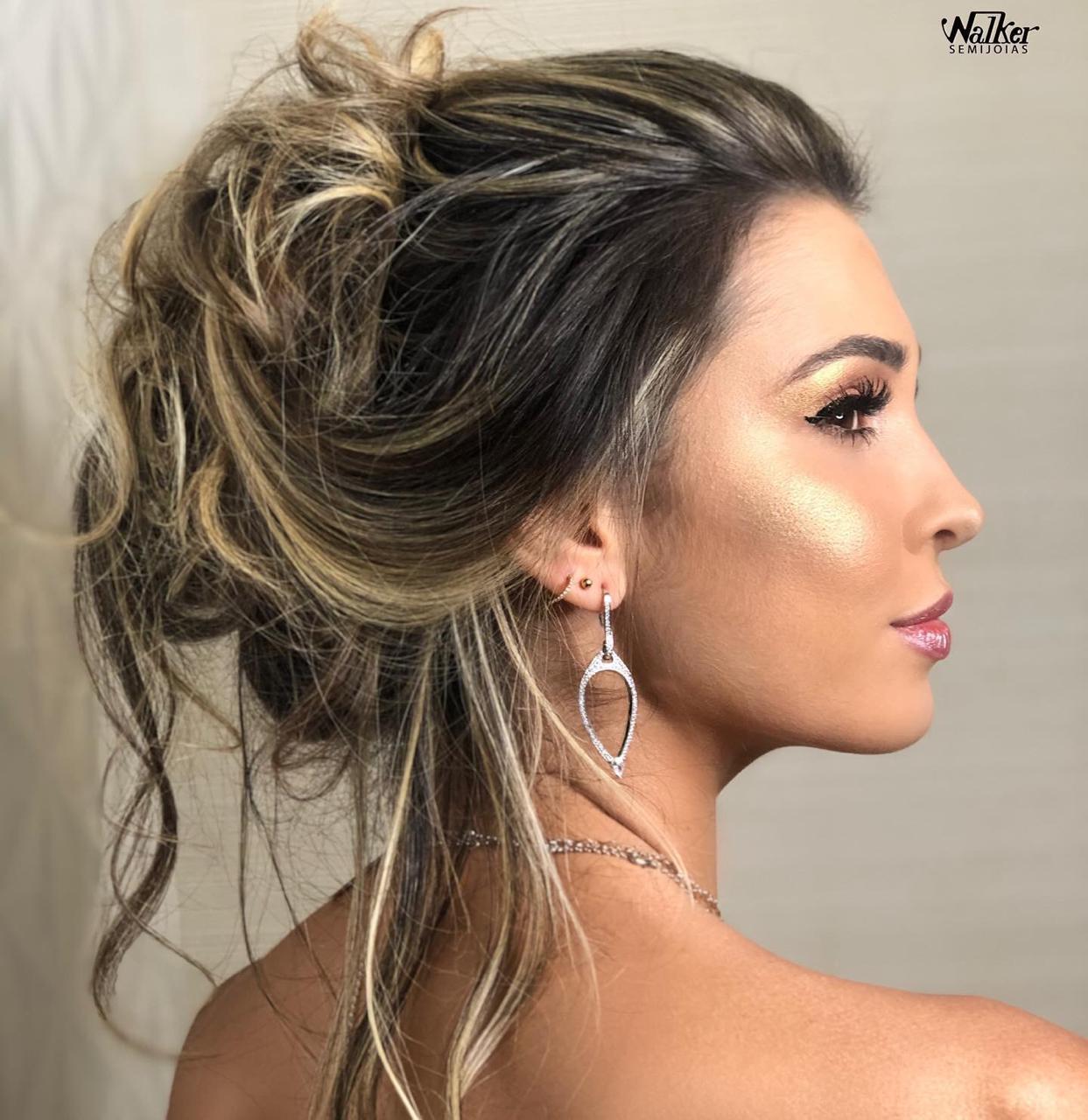 Confira as dicas de make e cabelo para arrasar nas festas de fim de ano