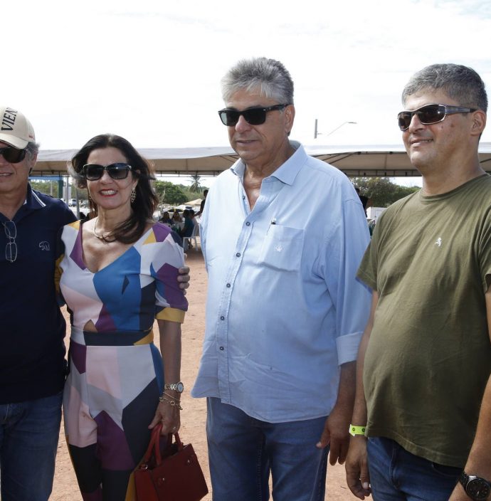 Adriano E Silvia Borges, Henrique Carneiro E Romildo Lierbert