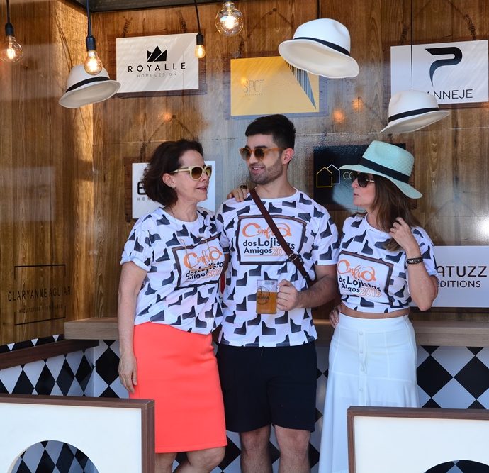 Ana Elisa Perdigão, José Fontenele E Luci Galvão 