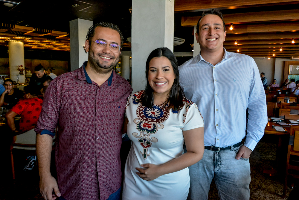 Em clima de confraternização, Grupo Debate Político reúne seus integrantes no Rasco