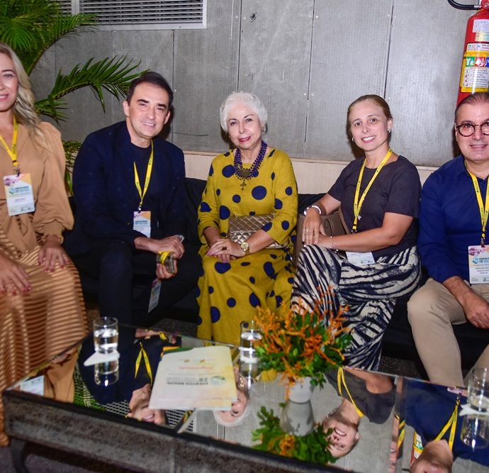 Ariane Costa, Rosalvo Ponte, Alodia Guimarães, Samira Guimarães, Ubirajara Bazani 