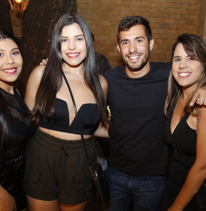 Barbara Joyce, Bianca Lemos, Matheus Campos E Beatriz Caetano