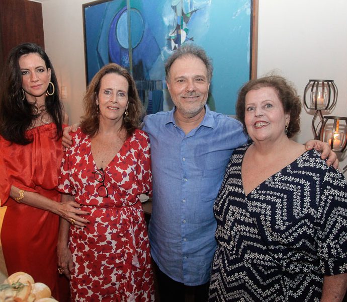 Bianca Marinho De Andrade Cláudia Marinhojosé Carlos Pontes E Cristiane Marinho