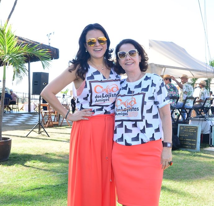 Camila Bandeira E Ana Elisa Perdigão