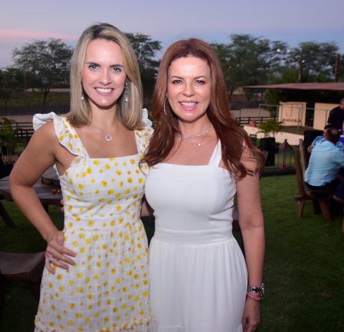 Carla Borges E Claúdia Vital