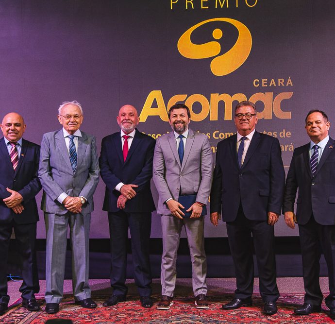 Carlito Lira, Raimundo Chagas, Candido Pinheiro, Elcio Batista, Rudi Soares E Lavanery Campos