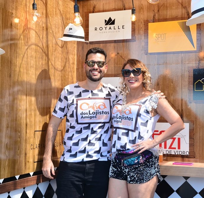 Carlos Medina E Katinha Rodrigues