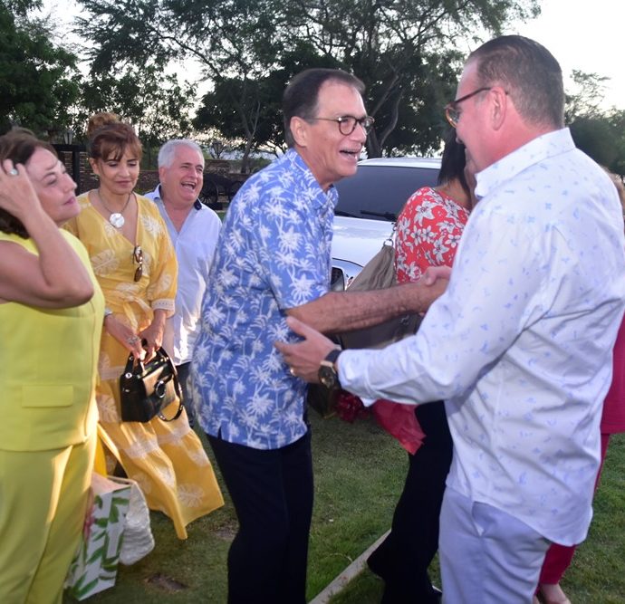Chiquinho Feitosa Recebe Amigos Na Fazenda Boisa 