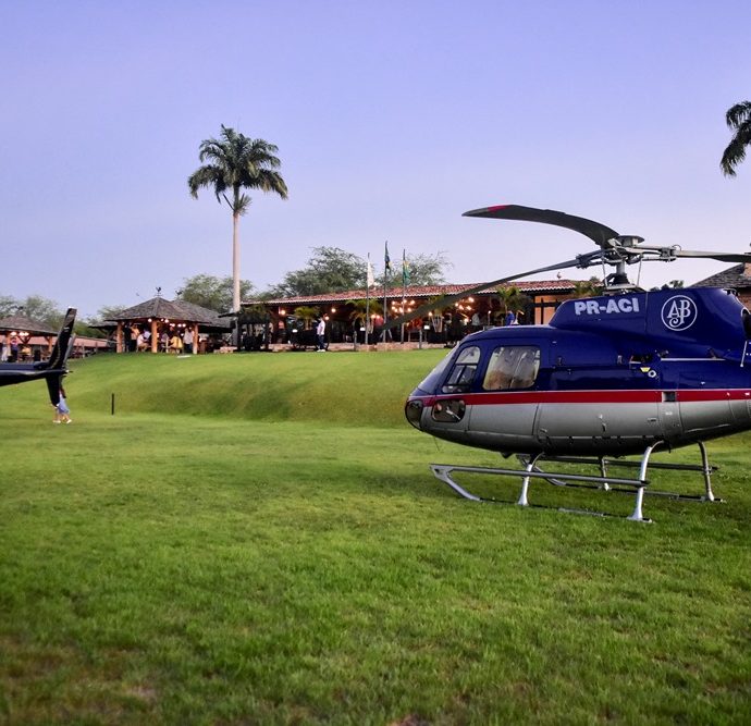 Chiquinho Feitosa Recebe Amigos Na Fazenda Boisa 