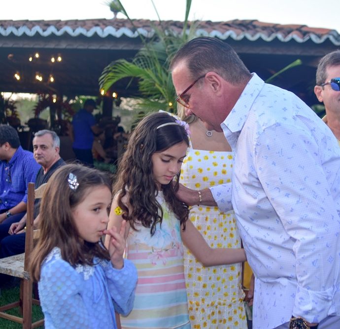 Chiquinho Feitosa Recebe Amigos Na Fazenda Boisa 