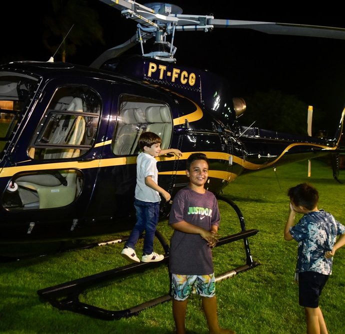 Chiquinho Feitosa Recebe Amigos Na Fazenda Boisa 