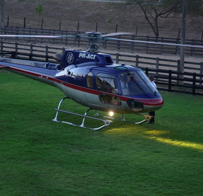 Chiquinho Feitosa Recebe Amigos Na Fazenda Boisa 