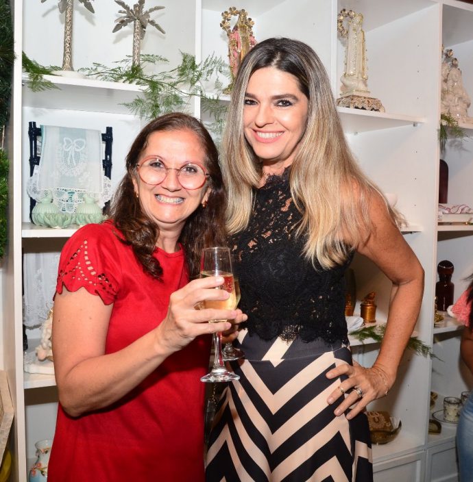 Claúdia E Roberta Girão