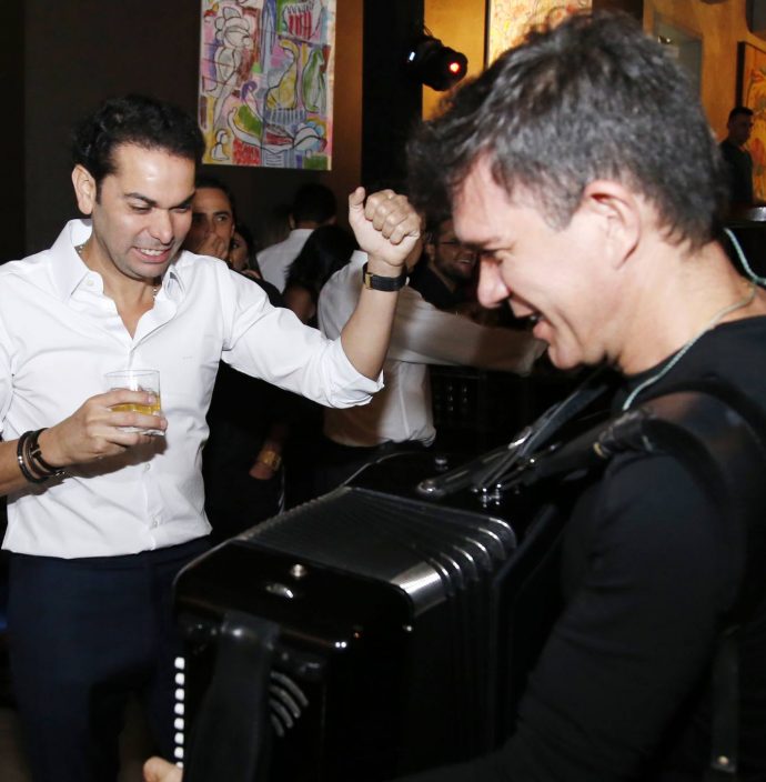 Claudio Vale E Waldonys 1