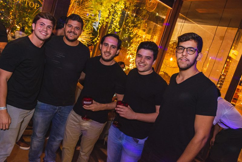 Balada - Moleskine Gastrobar ferve nas noites de quinta-feira com o projeto Sótão Dinner Party