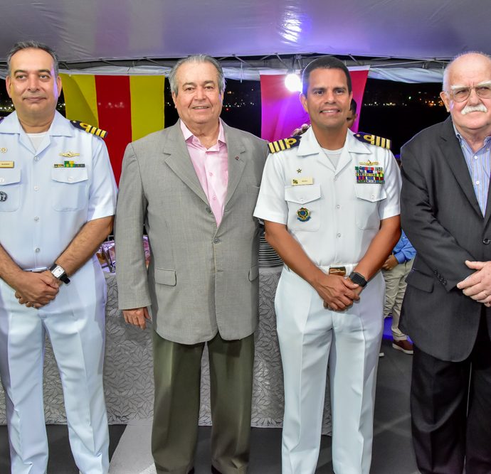 Entrega De Medalhas Da Marinha 