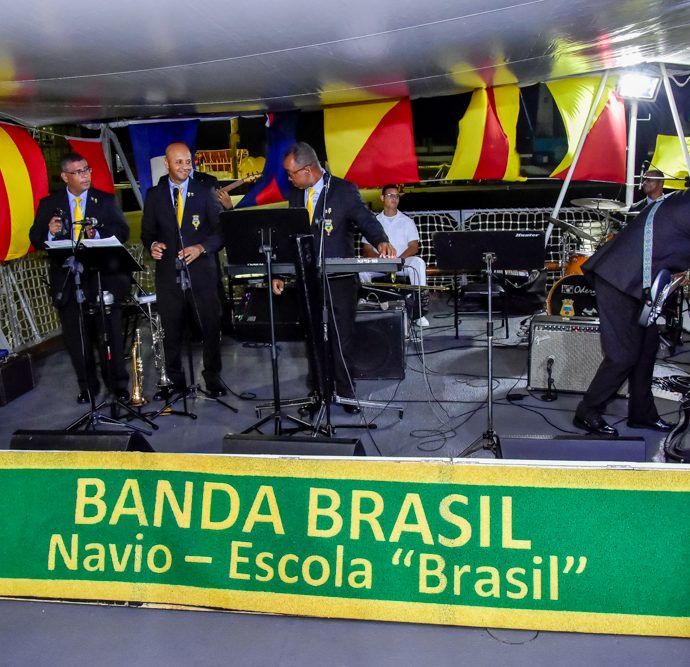 Entrega De Medalhas Da Marinha 