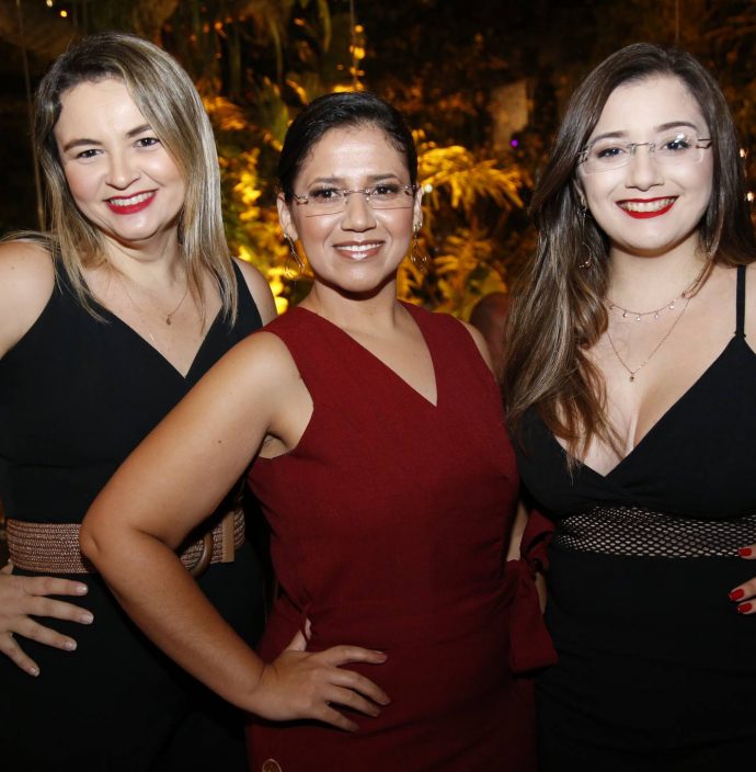 Erika Perente, Larissa Santos E Talia Alencar