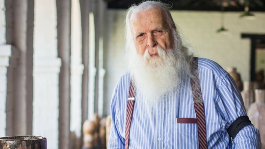 Morre, aos 92 anos, o grande artista plástico Francisco Brennand Morre, aos 92 anos, o grande artista plástico Francisco Brennand