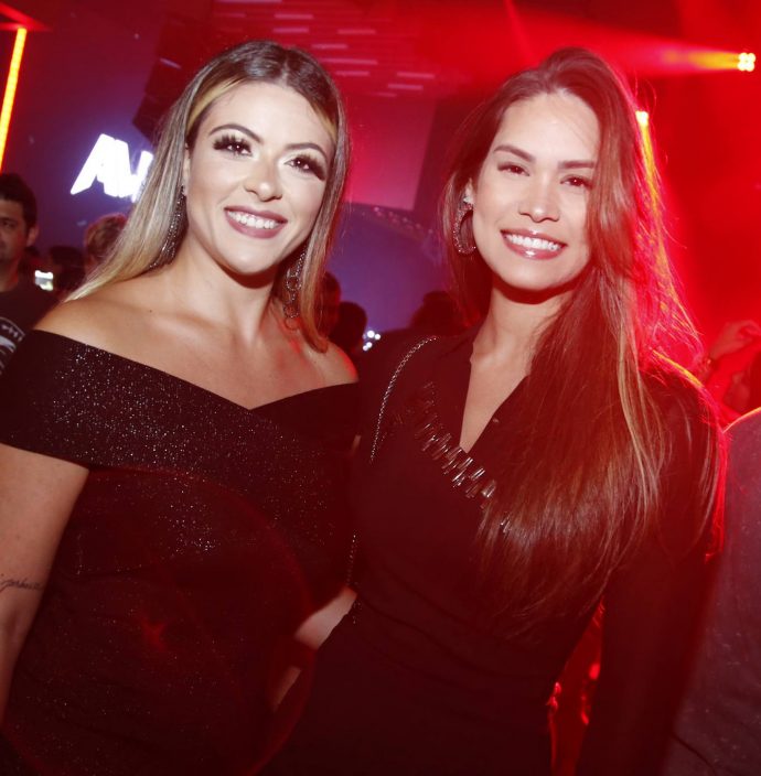 Glenda Castro E Jade Oliveira 1