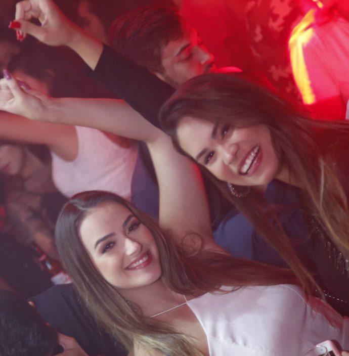 Glenda Castro E Jade Oliveira 2