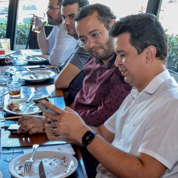 Grupo De Debate Político 